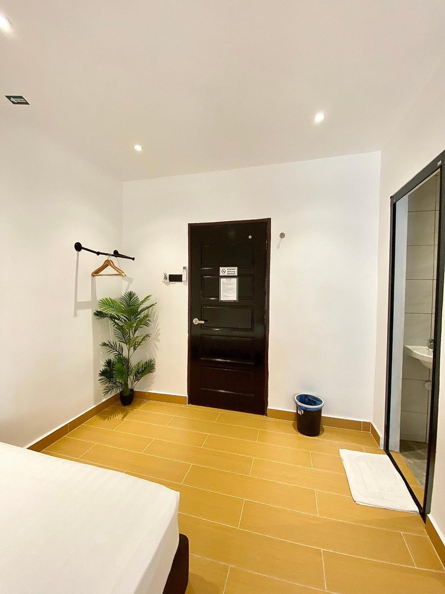 The 6N By Sky Hive Otel George Town Dış mekan fotoğraf