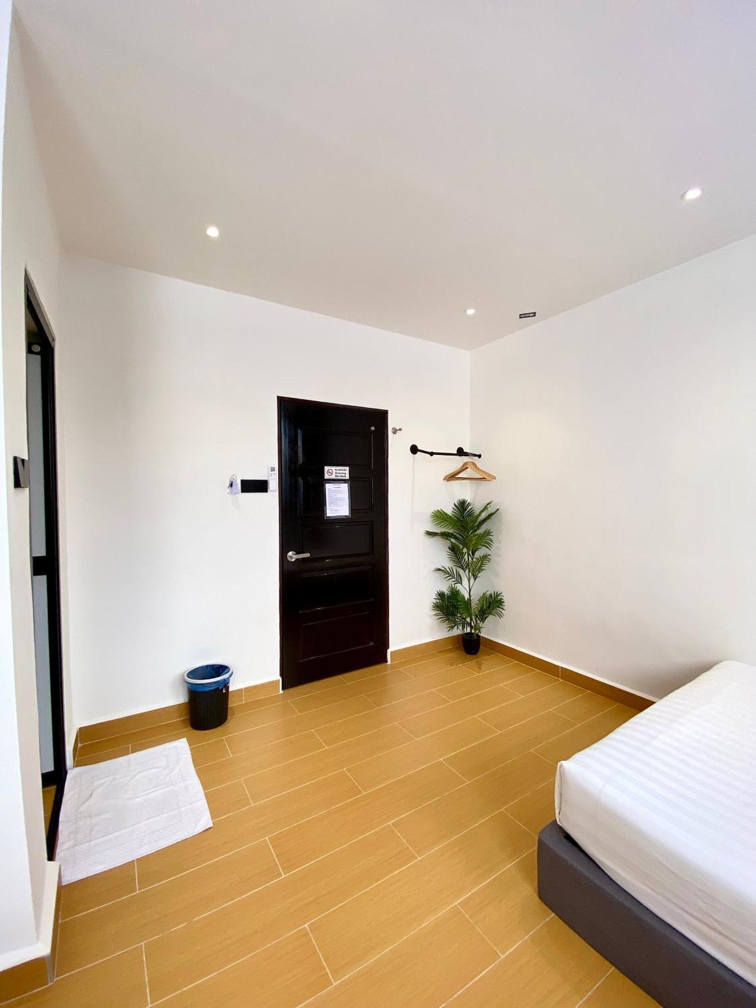The 6N By Sky Hive Otel George Town Dış mekan fotoğraf