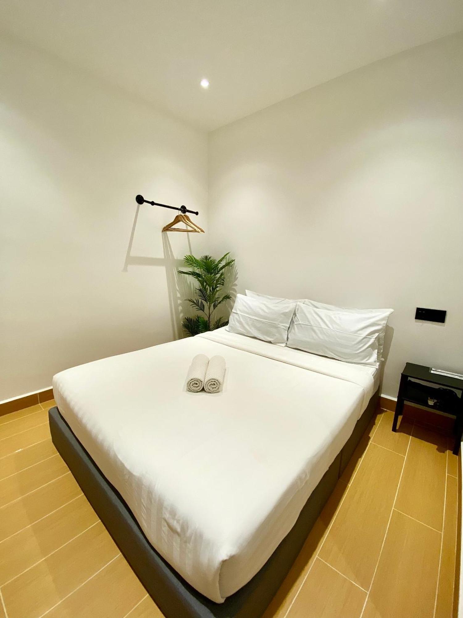 The 6N By Sky Hive Otel George Town Dış mekan fotoğraf