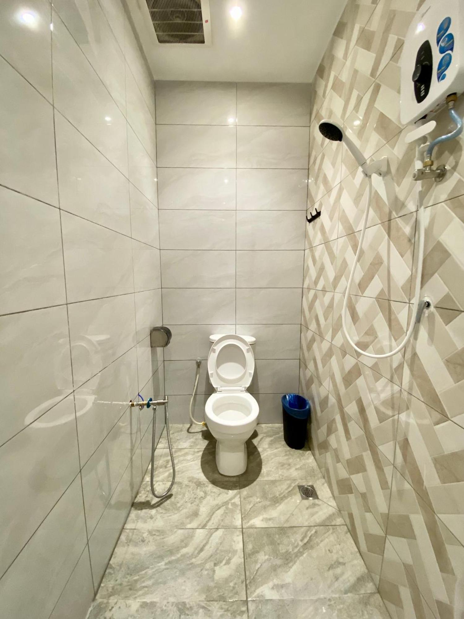 The 6N By Sky Hive Otel George Town Dış mekan fotoğraf