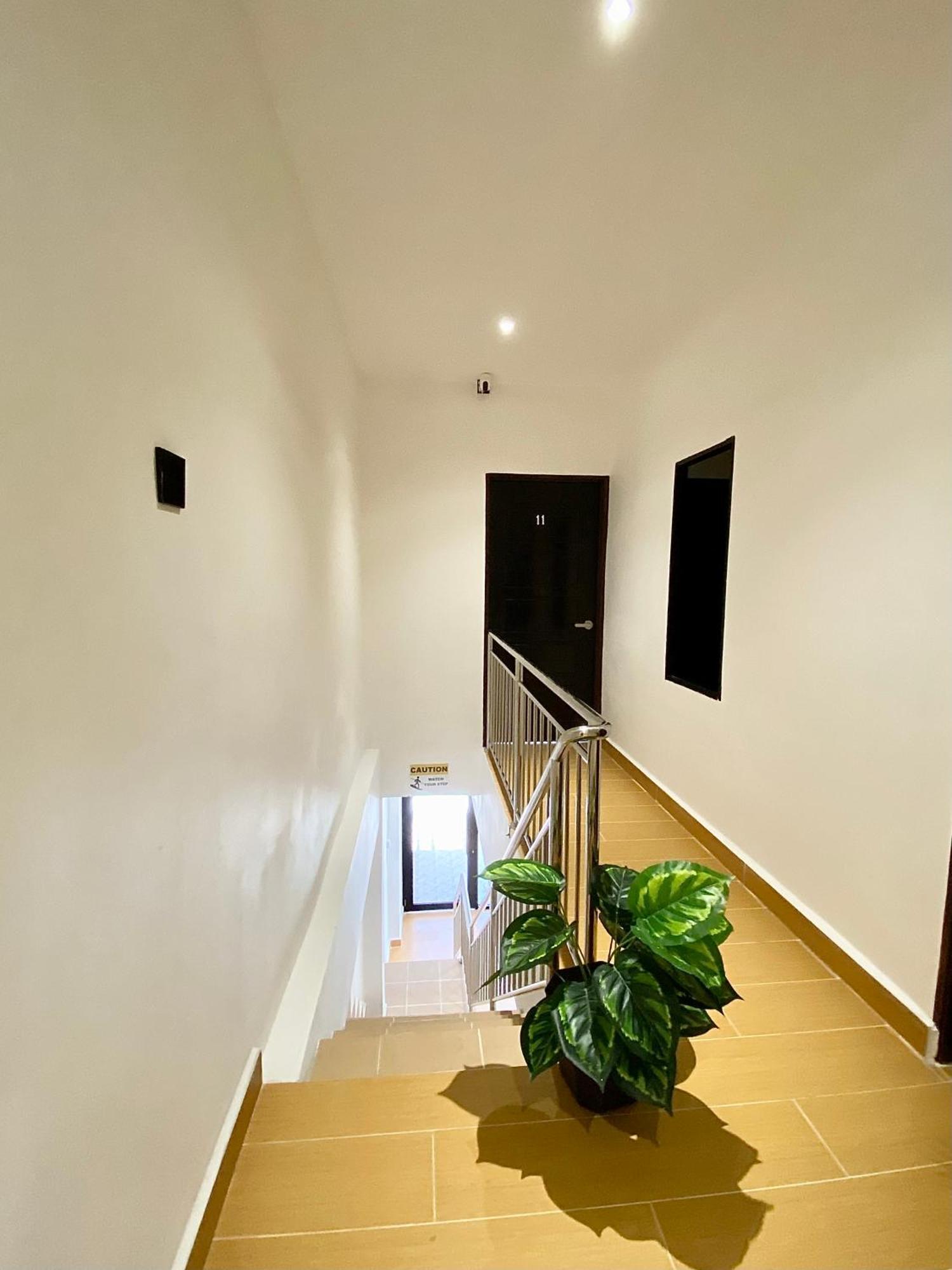 The 6N By Sky Hive Otel George Town Dış mekan fotoğraf